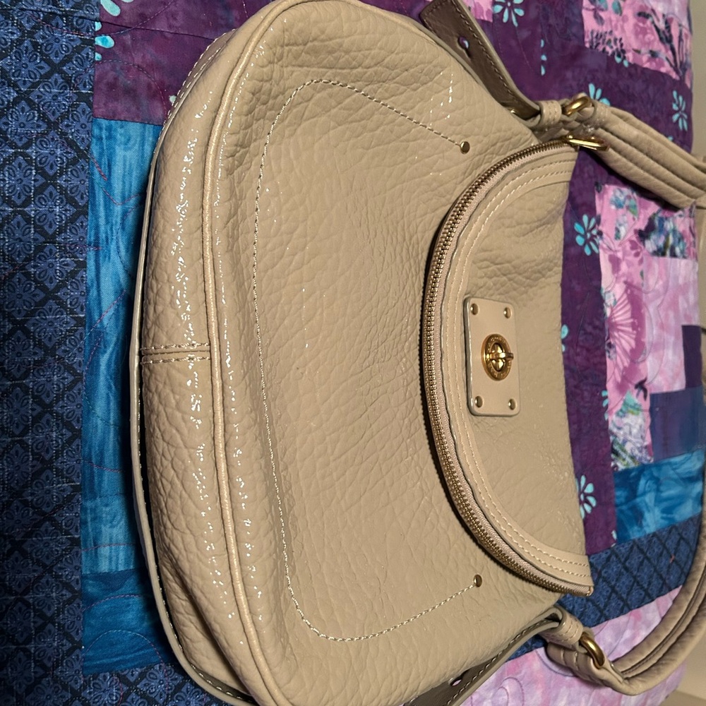 Marc Jacobs Cream Patent Leather Shoulder Bag